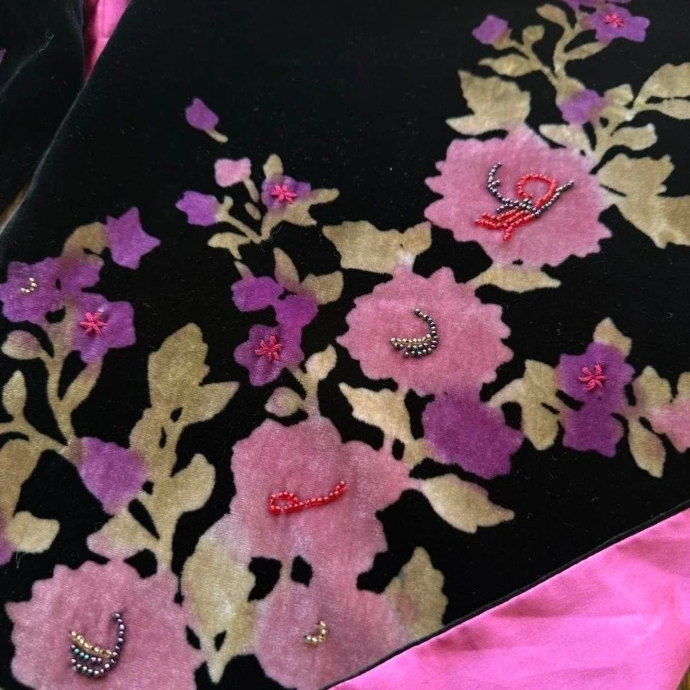 Vintage Casual Corner Velvet Floral Scarf Silk Blend Black Embroidered Beaded